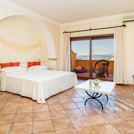 Lh Hotel Pozzo Sacro Ольбія Екстер'єр фото