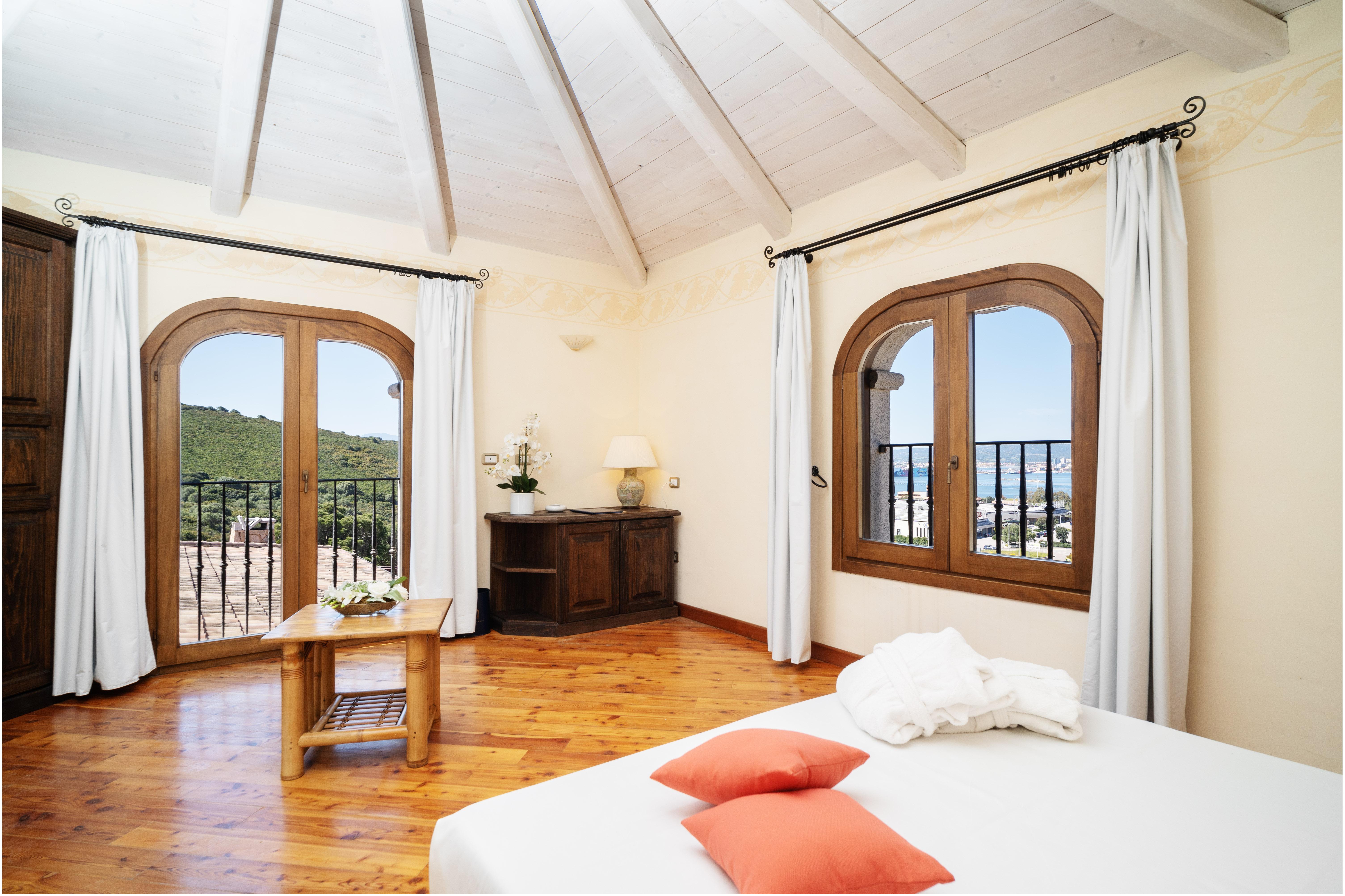 Lh Hotel Pozzo Sacro Ольбія Екстер'єр фото